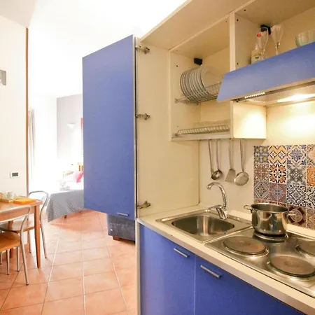 Flat In Location In * Rom